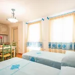 Charming Baia Marina With Stunning Views 1br אורוסיי