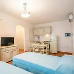 דירה Charming Baia Marina With Stunning Views 1br *