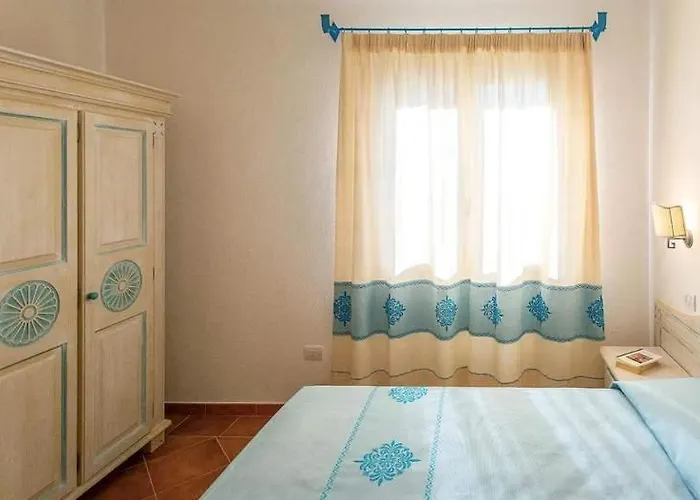 Charming Baia Marina With Stunning Views 1br