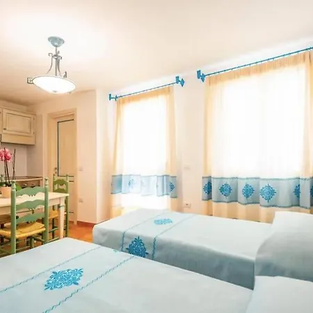 Charming Baia Marina With Stunning Views 1br أروسييْ